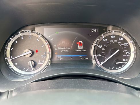 Used 2022 Toyota Highlander XSE FWD image 40