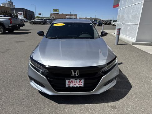 Used 2018 Honda Accord Sport image 5
