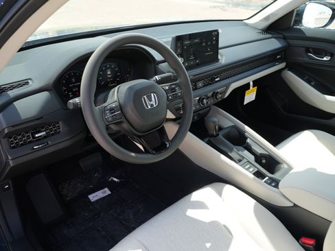 Used 2026 Honda Accord SE image 15