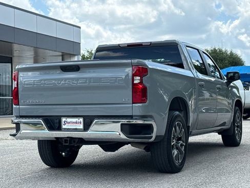 Used 2024 Chevrolet Silverado 1500 LT RWD image 9