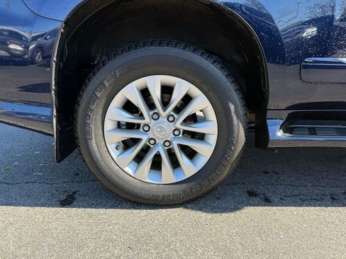 Used 2018 Lexus GX 460 Premium AWD/4WD image 26
