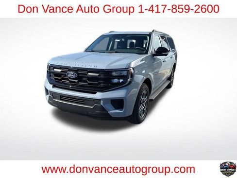 New 2025 Ford Expedition Max Active image 2
