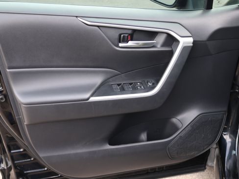 Certified 2024 Toyota RAV4 XLE Premium AWD/4WD image 21