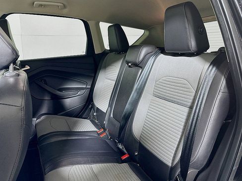 Used 2018 Ford Escape SE w/ SE Sport Appearance Package image 20