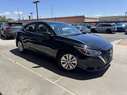 Used 2024 Nissan Sentra S image 5