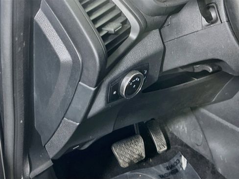 Used 2020 Ford EcoSport Titanium image 10