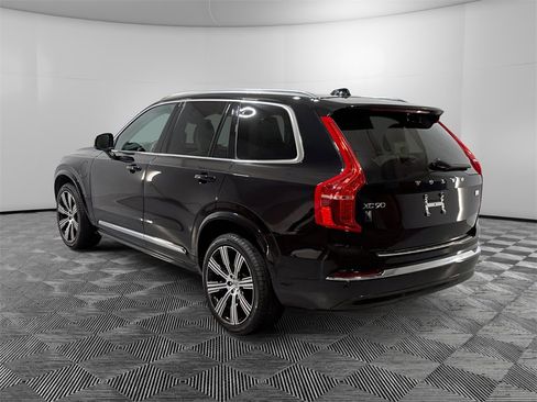 Used 2023 Volvo XC90 T8 Plus w/ Protection Package Premier image 3