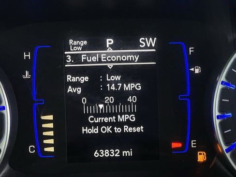 Used 2018 Chrysler Pacifica L image 30