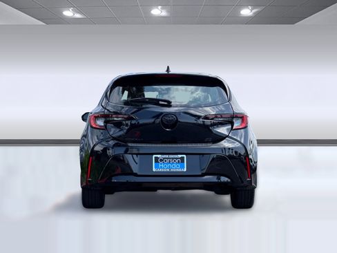 Used 2025 Toyota Corolla SE w/ SE Package FWD image 10