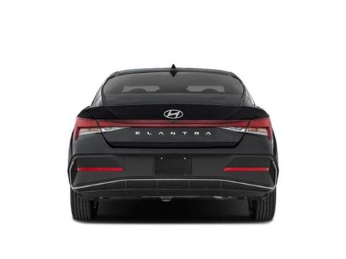 New 2026 Hyundai Elantra SE FWD image 5