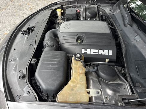 Used 2015 Dodge Charger R/T w/ Plus Group RWD image 40