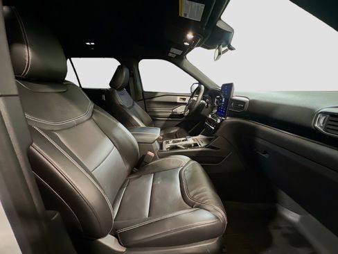 Used 2021 Ford Explorer ST w/ Equipment Group 401A image 22