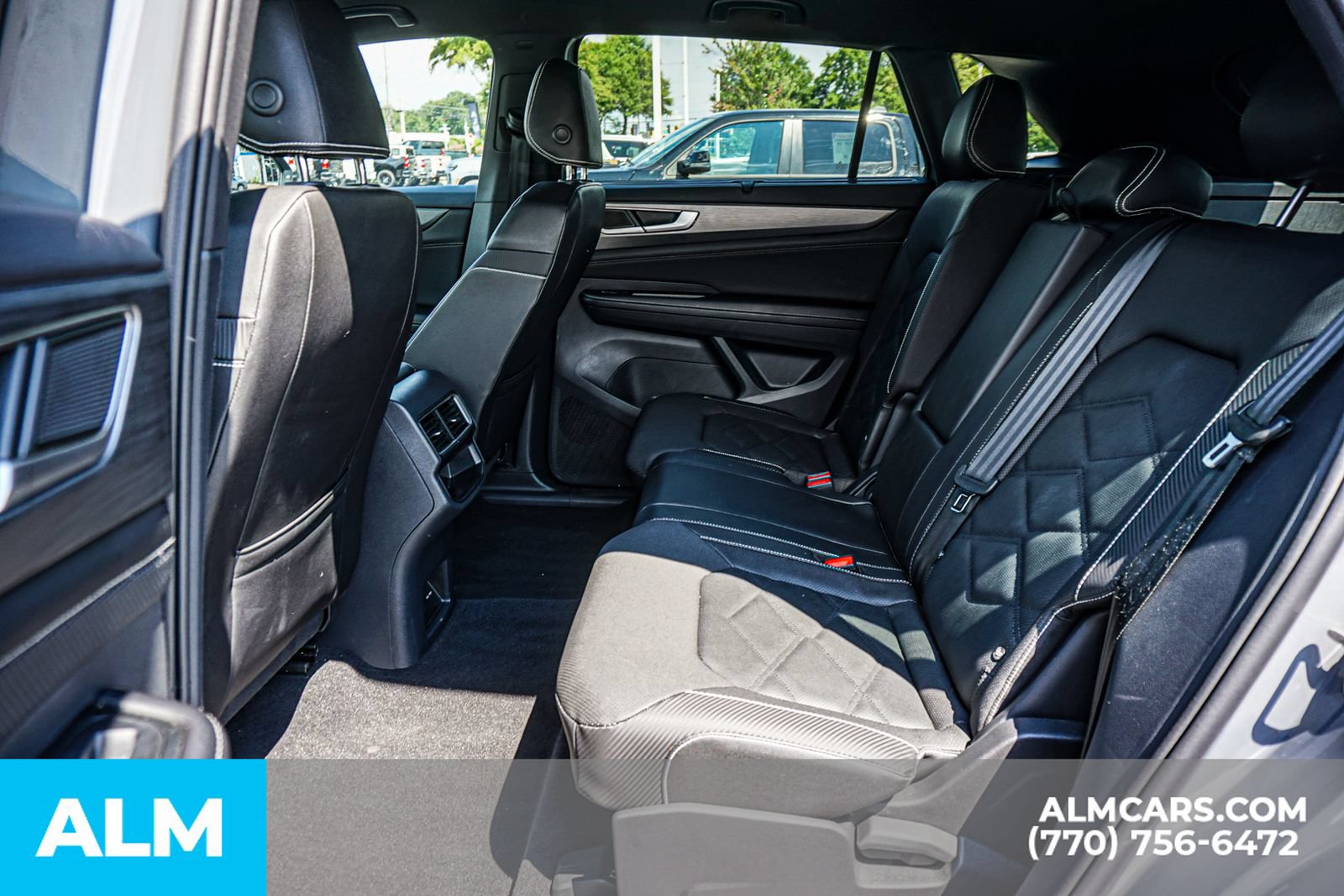 Used 2026 Volkswagen Atlas Cross Sport SE FWD image 21