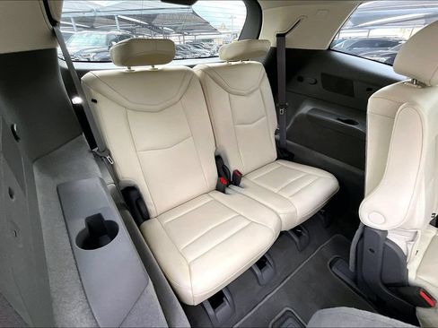 Used 2020 Cadillac XT6 Premium Luxury FWD image 37