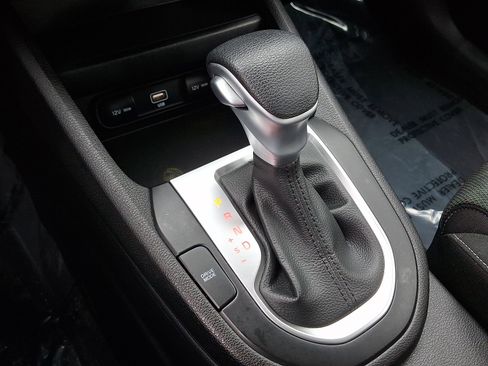 Used 2022 Kia Forte LXS image 14