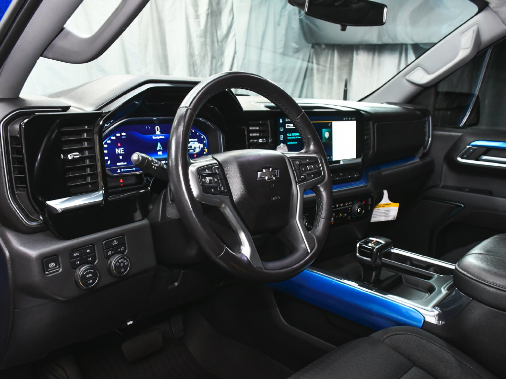 Used 2023 Chevrolet Silverado 1500 LT Trail Boss AWD/4WD image 19