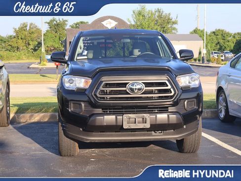 Used 2023 Toyota Tacoma SR w/ SR Convenience Package RWD image 4