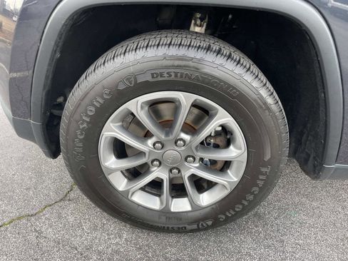 Used 2016 Jeep Grand Cherokee Limited w/ Trailer Tow Group IV image 11