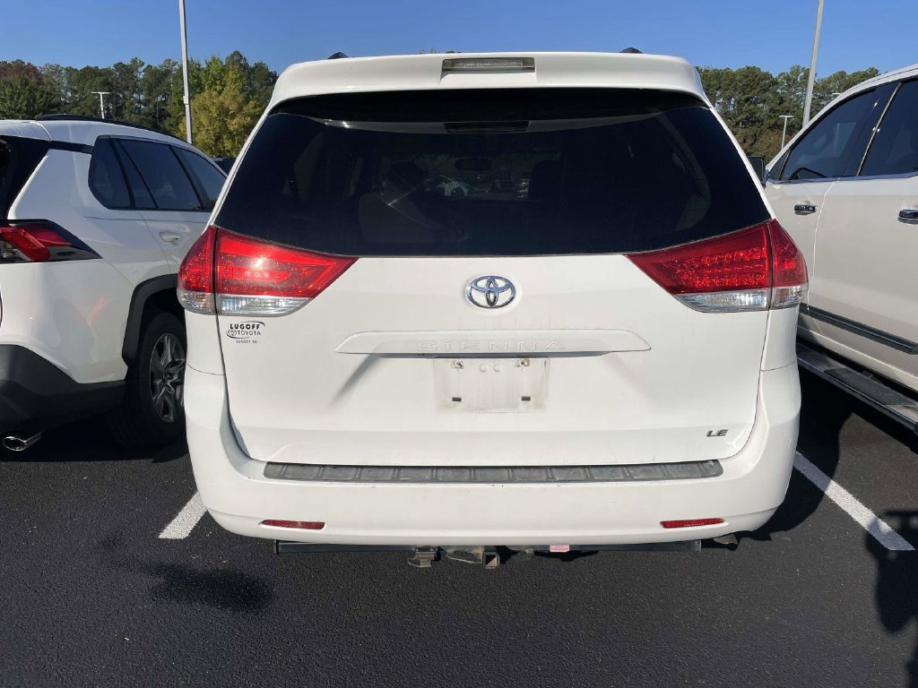 Used 2011 Toyota Sienna LE FWD image 6