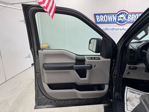 Used 2018 Ford F150 XL w/ Equipment Group 101A Mid AWD/4WD image 15