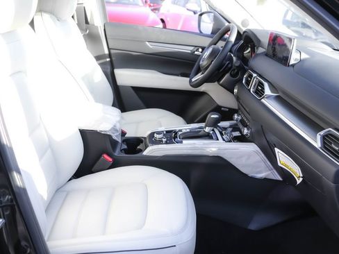 New 2025 MAZDA CX-5 AWD 2.5 S w/ Premium Plus Pkg image 41