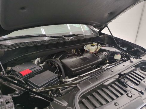 Used 2019 Chevrolet Silverado 1500 LT Trail Boss image 13