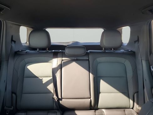 New 2026 GMC Terrain AT4 w/ Convenience Package III image 38