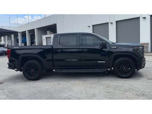 Certified 2022 GMC Sierra 1500 Elevation AWD/4WD image 9