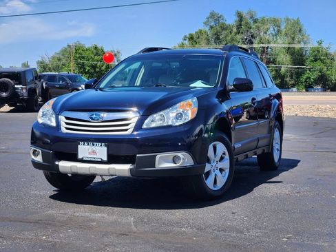 Used 2012 Subaru Outback 2.5i Limited AWD/4WD image 3