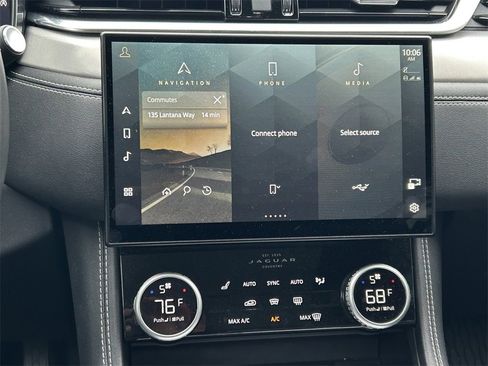 Used 2024 Jaguar F-PACE R-Dynamic S image 19