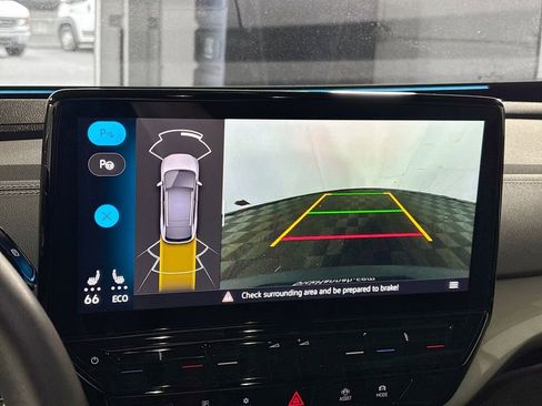 Certified 2023 Volkswagen ID.4 Pro S AWD/4WD image 17