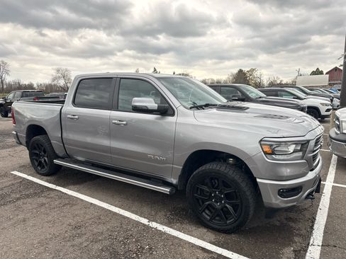 Used 2024 RAM 1500 Laramie image 2