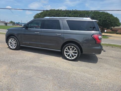 Used 2019 Ford Expedition Max Platinum RWD image 7