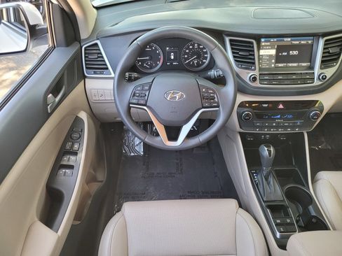 Used 2018 Hyundai Tucson Limited AWD/4WD image 11