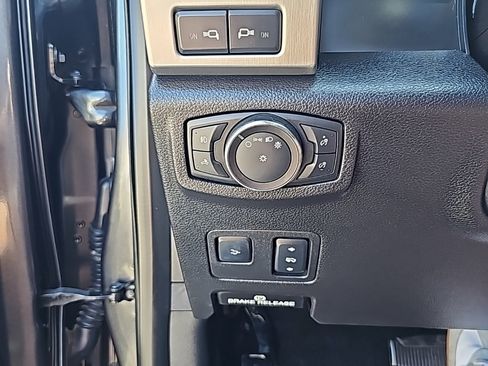 Used 2018 Ford F450 Platinum w/ Platinum Ultimate Package image 27