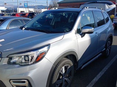 Used 2020 Subaru Forester Touring w/ Popular Package #2 image 3