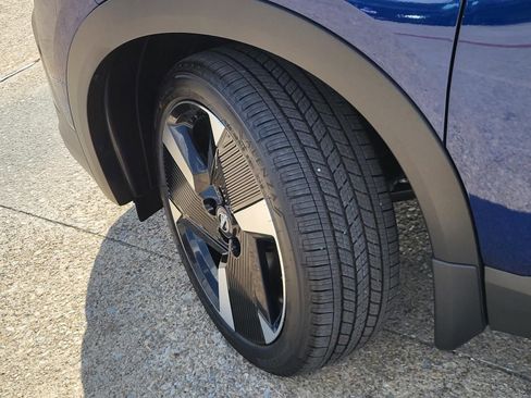 New 2026 Nissan Kicks SR image 10