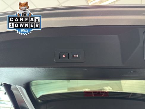 Used 2025 Subaru Ascent Premium AWD/4WD image 17
