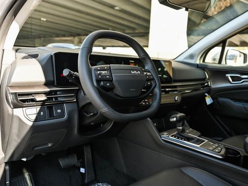 New 2026 Kia Sportage EX w/ EX Panorama Roof Package image 19