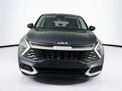 Used 2024 Kia Sportage LX FWD image 2