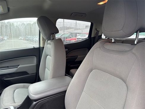 Used 2018 Chevrolet Colorado LT image 9