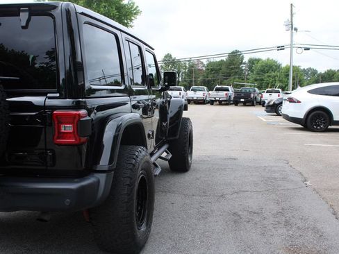 Used 2018 Jeep Wrangler Unlimited Rubicon AWD/4WD image 36