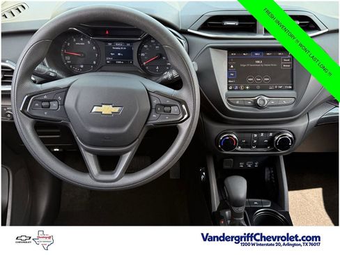 Certified 2023 Chevrolet TrailBlazer LT FWD image 11
