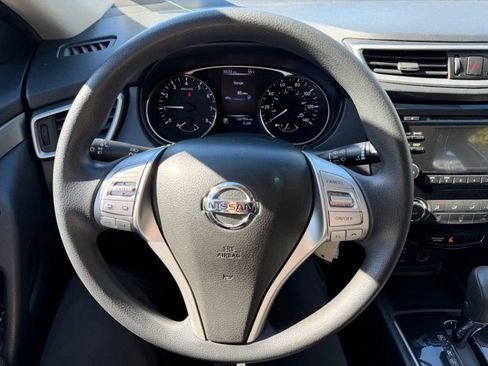 Used 2016 Nissan Rogue S image 15