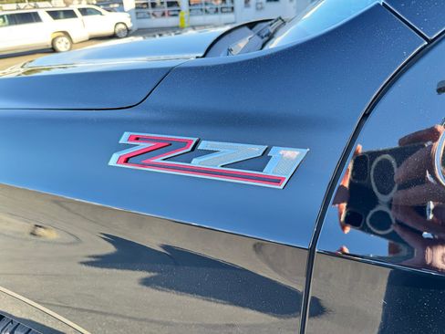 Used 2022 Chevrolet Tahoe Z71 w/ Luxury Package image 43