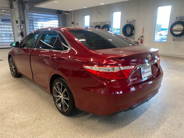 Used 2016 Toyota Camry XSE FWD image 6