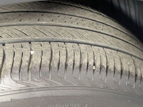 Certified 2024 Chevrolet Trax LS w/ LS Convenience Package FWD image 10