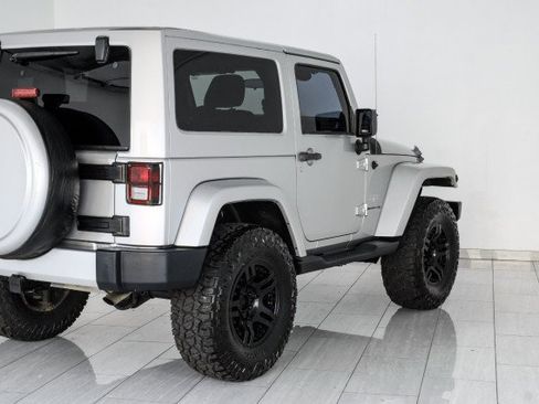 Used 2012 Jeep Wrangler Sahara AWD/4WD image 48