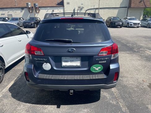 Used 2013 Subaru Outback 2.5i Limited w/ Moonroof Pkg AWD/4WD image 7