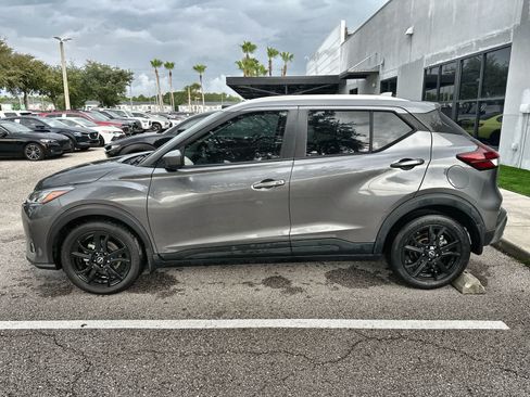 Used 2022 Nissan Kicks SV FWD image 5